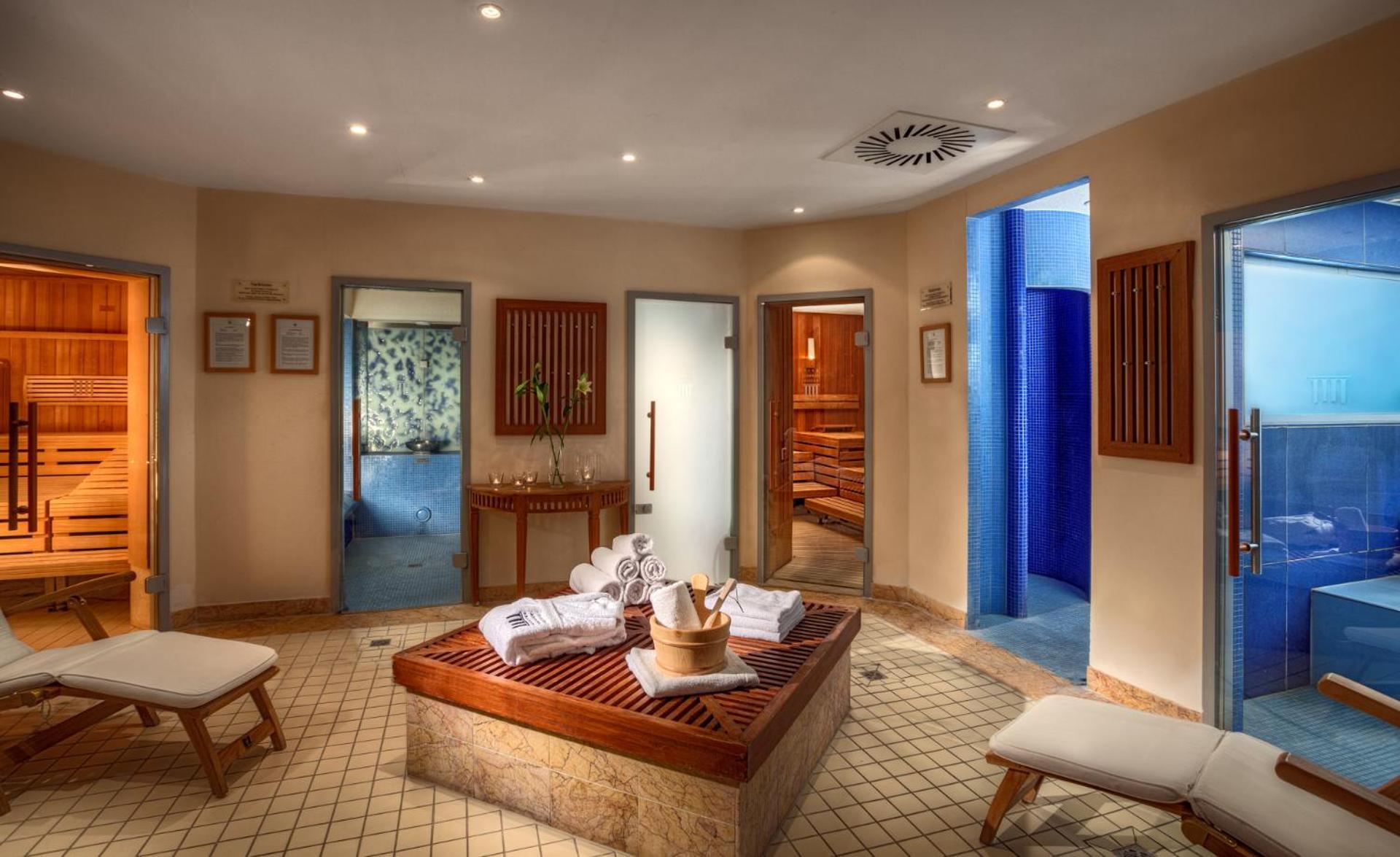 Hotel Vier Jahreszeiten Binz - Adults Only 외부 사진
